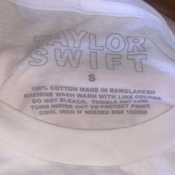 Rare Taylor Swift Shirt - Picture 6 of 16